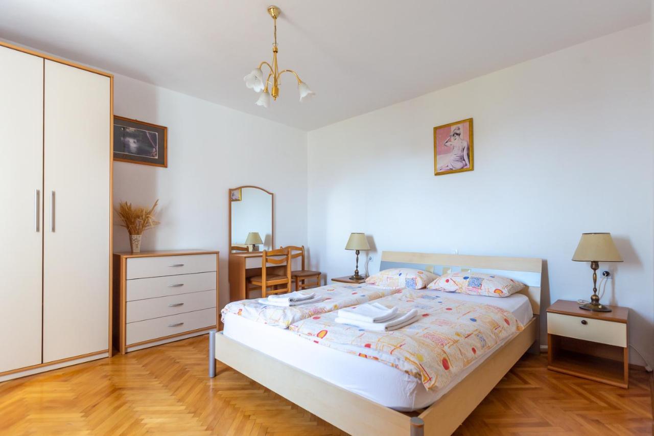 Apartments And Rooms Jeselnik Portoroz Exterior photo